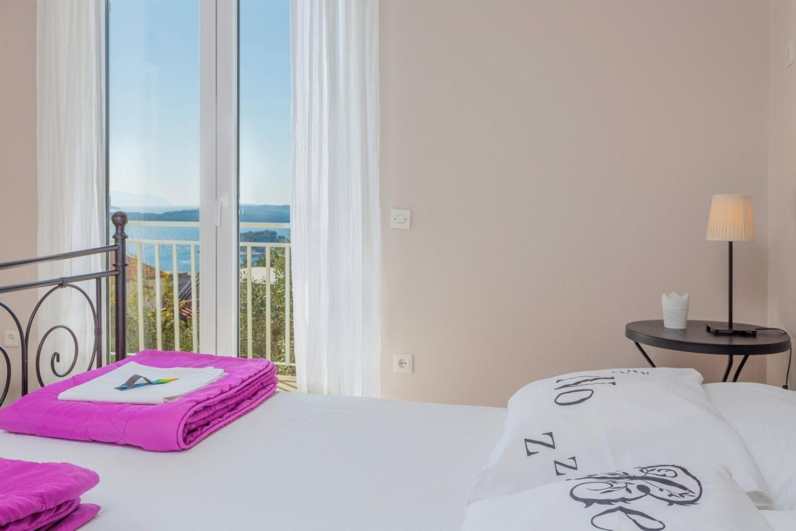 Peaceful Apartment With Beautiful View Hvar Town Buitenkant foto